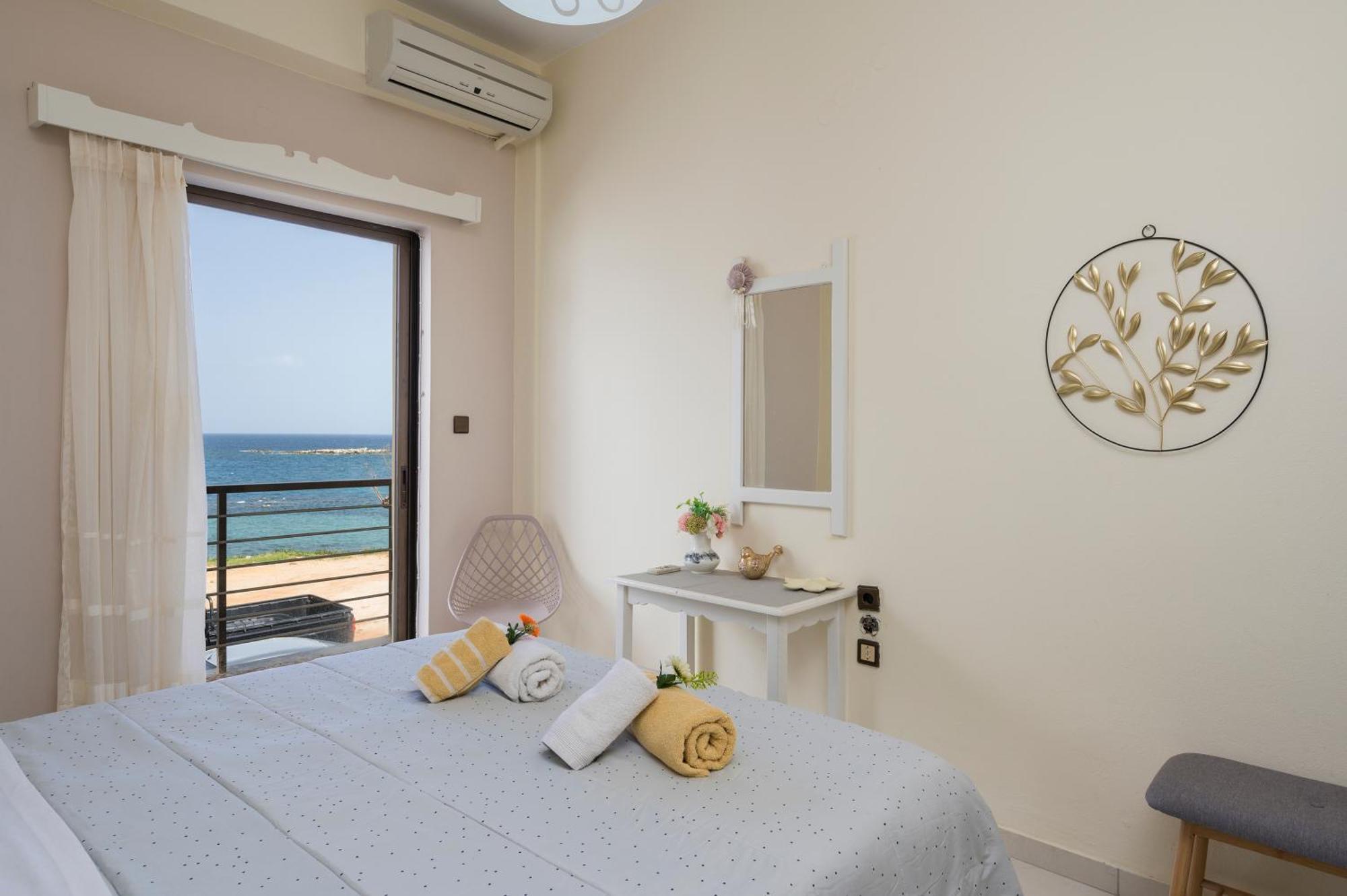Elita Beachfront Chania  Ngoại thất bức ảnh