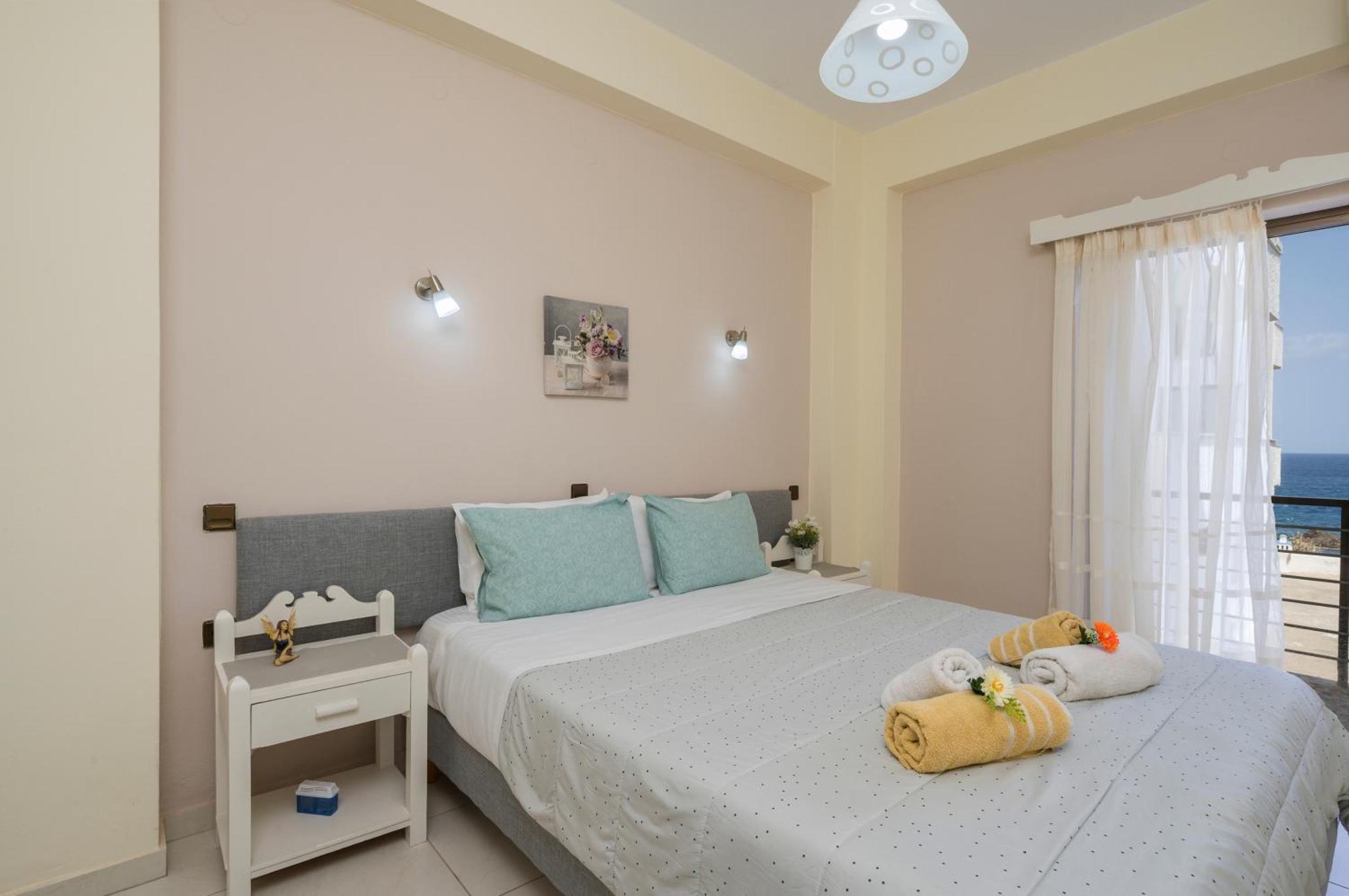 Elita Beachfront Chania  Ngoại thất bức ảnh